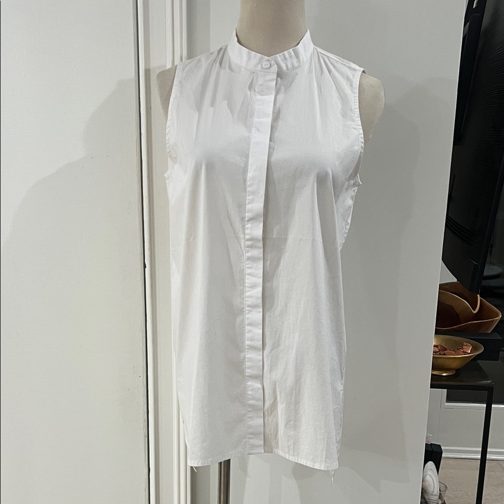 Eileen Fisher White Sleeveless Button Down Small. NWT